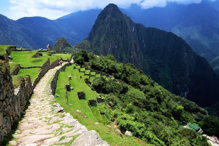 2-Day Inca Trail to Machu Picchu from Cusco — Sun Gate Trek