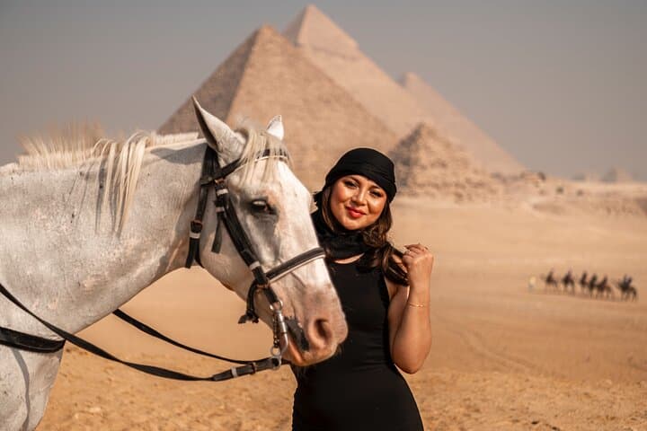 Private Photoshoot at the Pyramids of Giza and the Sphinx photo 4