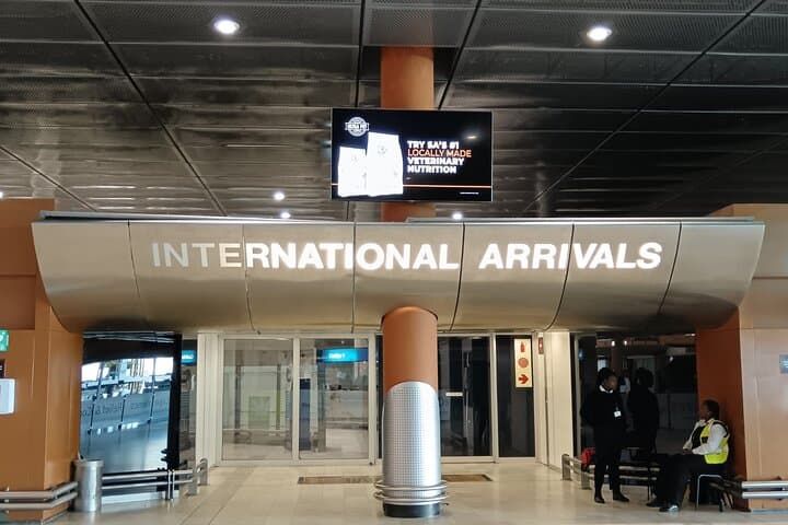 Cape Town Airport Private Transfer — Door-to-Door Shuttle from CTIA to the City photo 3