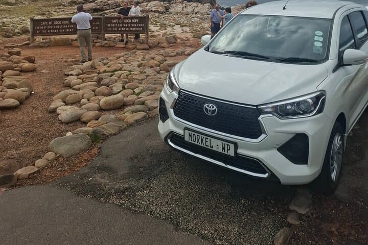 Best of the Cape Private Tour — Chapman's Peak, Cape Point & Boulders Beach photo 3