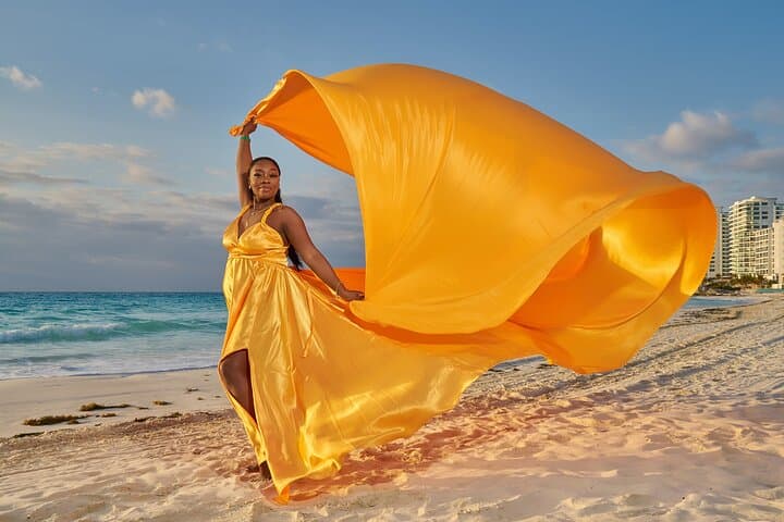 Flying Dress Photoshoot Cancun — Playa Delfines & Playa Forum Beach Session photo 4