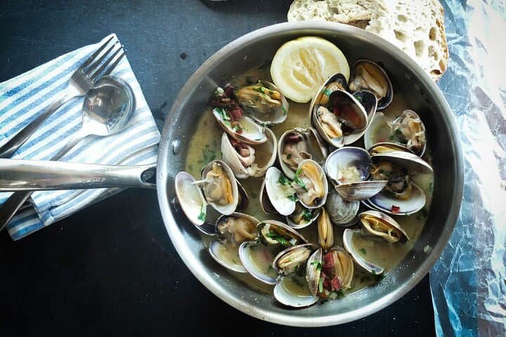 Kuala Lumpur to Kuala Selangor Fireflies Tour: Night Mangrove Boat Ride & Seafood Dinner photo 5
