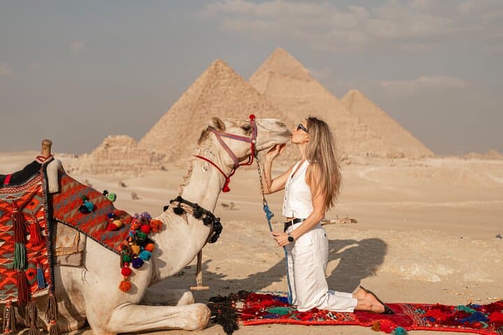 Giza Pyramids, Khan El Khalili & Nile Felucca: Full-Day Cairo Experience