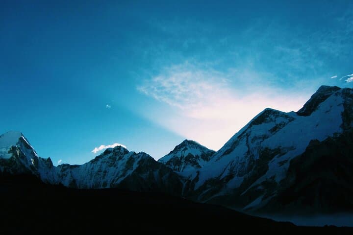 Everest Base Camp Trek with Luxury 5-Star Accommodation — 16-Day Guided Route photo 5