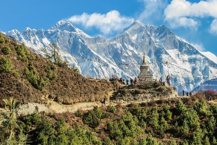 Everest Base Camp Trek with Luxury 5-Star Accommodation — 16-Day Guided Route photo 6