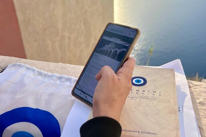 Unveiling Secrets: The Santorini Mystery Adventure photo 4