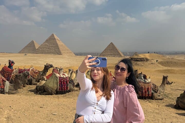 Private Half-Day Giza Pyramids & Sphinx Tour with Egyptologist Guide photo 2
