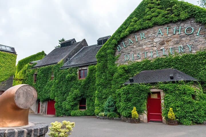 5-Day Highlands & Isle of Skye: Loch Ness, Ben Nevis, Mull and Castles photo 2