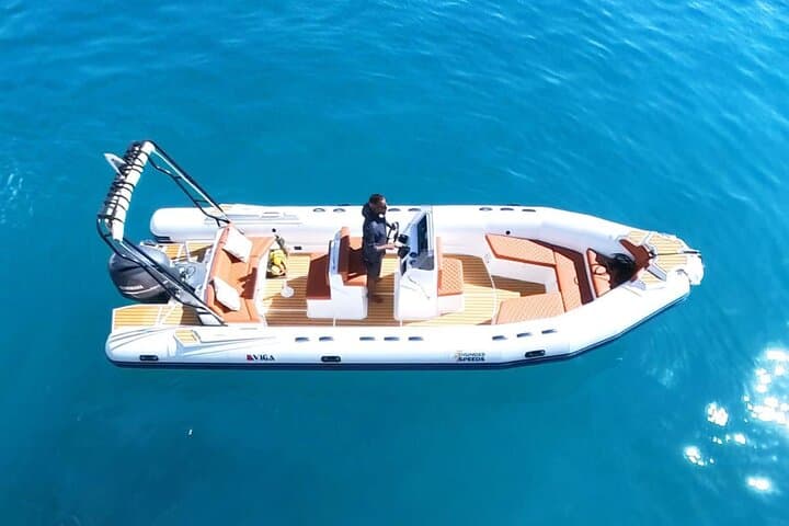 Private 4-Hour Dolphin Swim & Snorkel Speedboat Trip from Hurghada photo 2