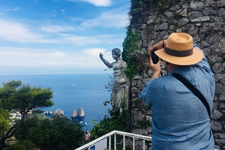 Capri Highlights: Private 3-Hour Walking Tour to Piazzetta, Gardens & Anacapri photo 4