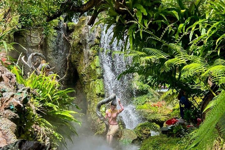 Chiang Rai Temples and Lalitta Café Day Trip from Chiang Mai photo 4