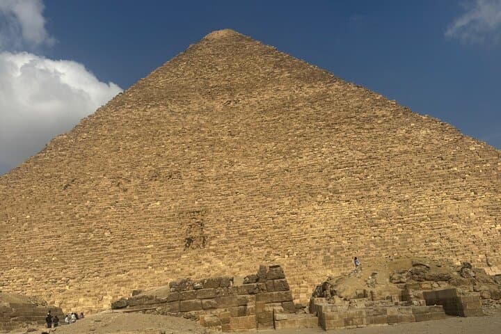 Private Half-Day Giza Pyramids & Sphinx Tour with Egyptologist Guide photo 4