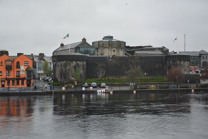 Dublin to Galway Private Transfer with Athlone Castle & Sean’s Bar Stop photo 5