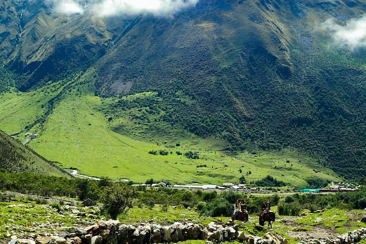 Humantay Lake Day Hike from Cusco: Full-Day Tour to Laguna Humantay photo 3