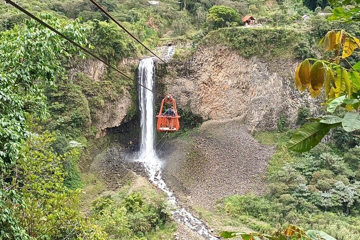 Baños & Amazon Jungle: 3-Day Waterfalls, Rafting and Quichua Community Experience photo 3