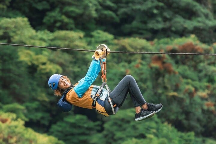 Monteverde Combo: Cable Car, Zipline & Suspension Bridges in One Day