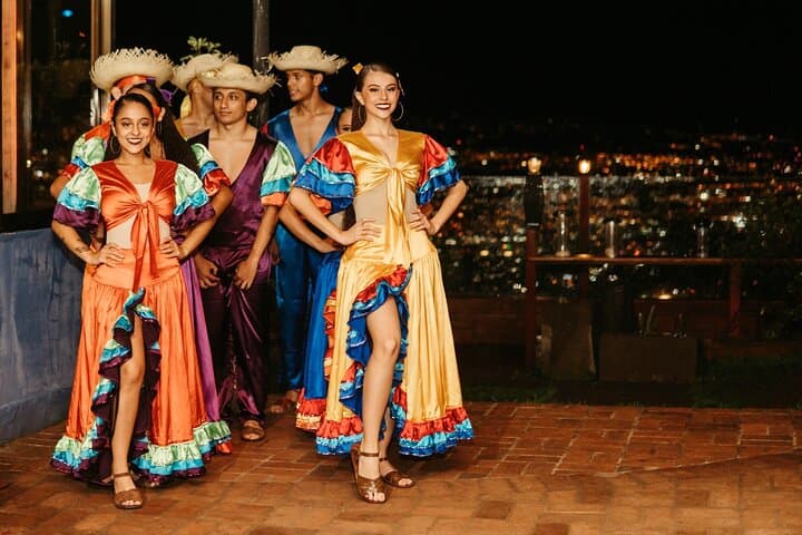 Dinner and Traditional Dance at San José's Best Viewpoint photo 3