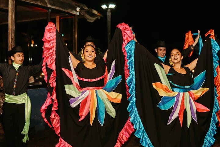 Dinner and Traditional Dance at San José's Best Viewpoint photo 4