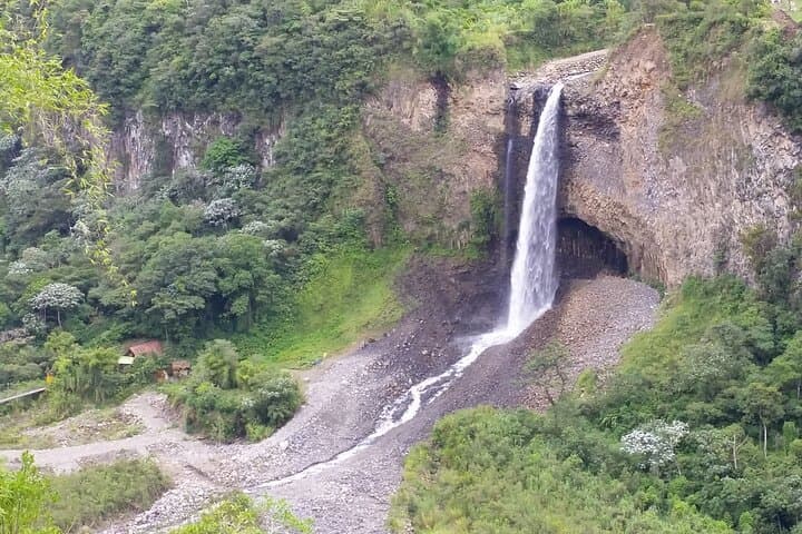 Baños & Amazon Jungle: 3-Day Waterfalls, Rafting and Quichua Community Experience photo 4