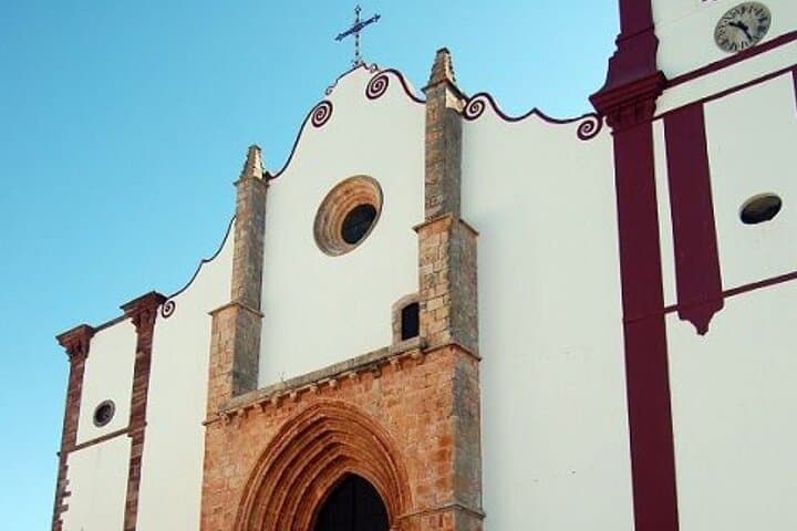 Explore Silves: Medieval Castle, Cathedral & Market Day Tour photo 4