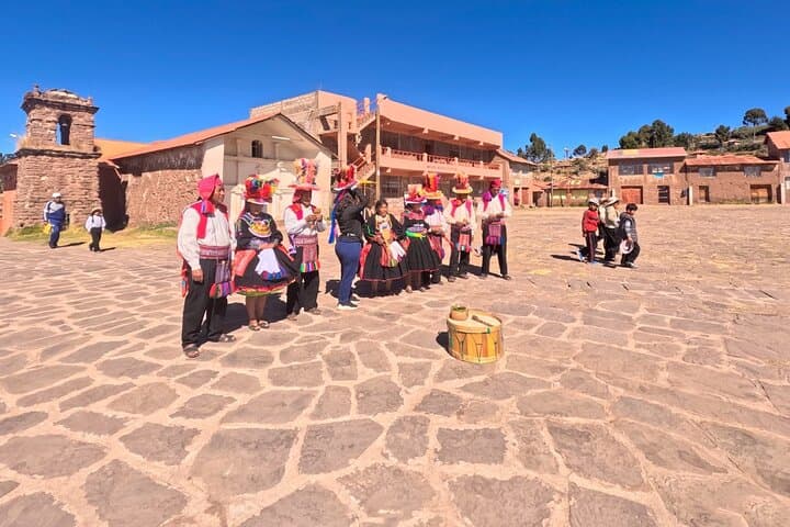 15-Day Treasures of Peru: Amazon Rainforest, Sacred Valley & Lake Titicaca Adventure photo 4