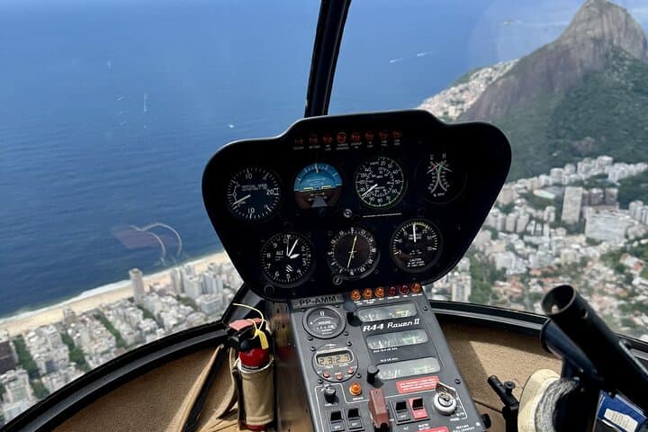 Rio Helicopter Tour: 20–30 Minute Panoramic Flight Over Christ the Redeemer & Copacabana photo 3