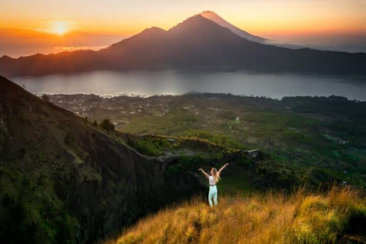 Mt Batur Sunrise Hike and Lunch: Guide to Bali’s Active Volcano Adventure photo 2