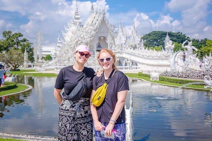 Chiang Rai Temples Day Trip from Chiang Mai: White Temple, Blue Temple & Lalita Cafe photo 2