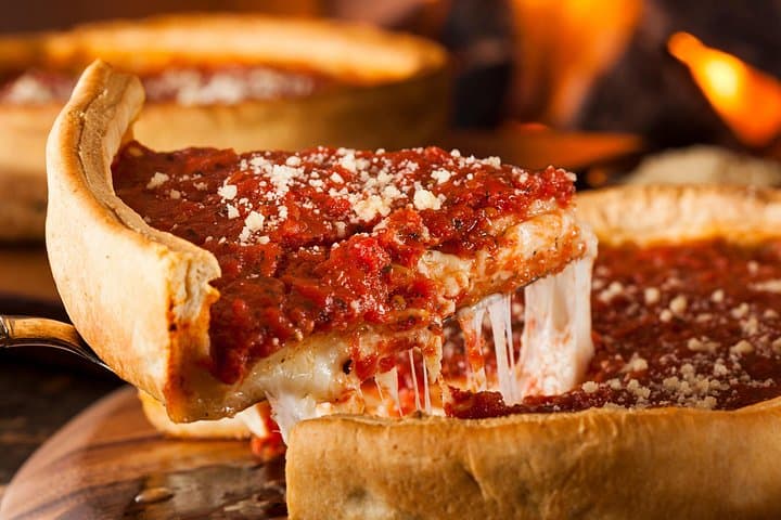 Chicago Food and Culture Walking Tour: Deep-Dish, Beef, and Doughnuts