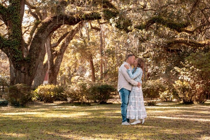 Private Holiday Photoshoot in Charlotte — Top Spots, Tips & Timing photo 6