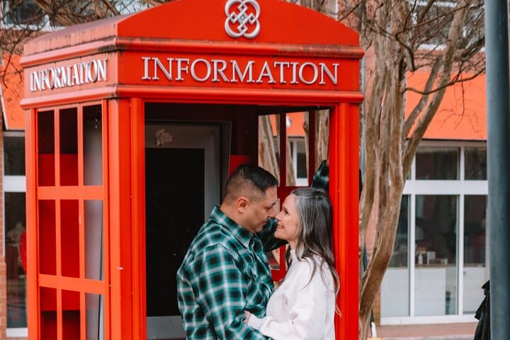 Private Holiday Photoshoot in Charlotte — Top Spots, Tips & Timing photo 2