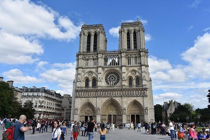 Private Paris Walking Tour — Official Guide for a One-Day Discovery photo 4