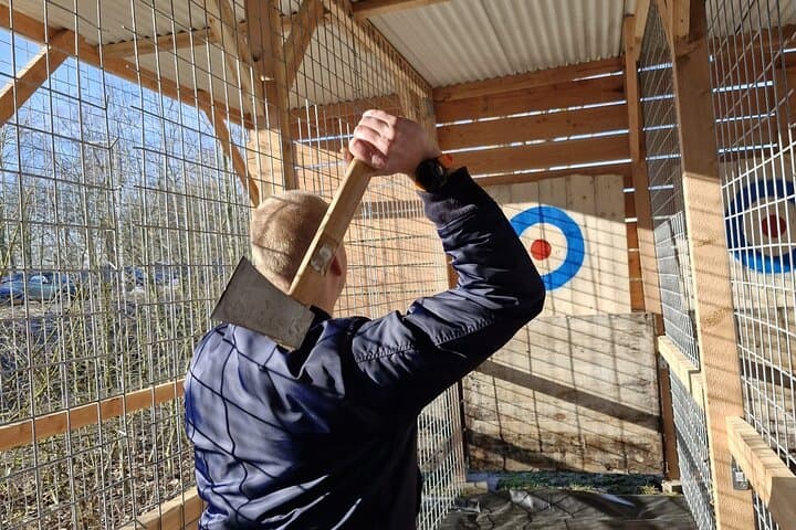 Axe Throwing in Amsterdam West: UP Events Outdoor Target Experience photo 4