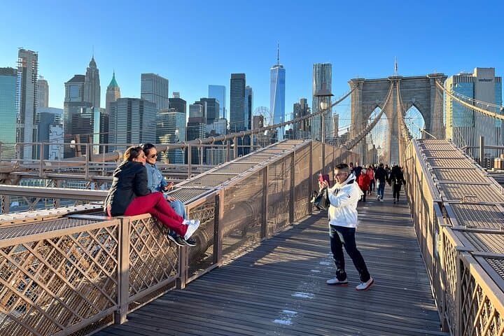 Private Brooklyn Bridge and DUMBO Walking Tour — Historic Bridge Crossing & Waterfront Walk