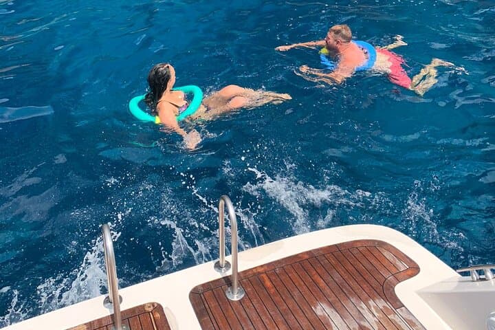 Amalfi Coast Private Boat Tour from Positano — All-Inclusive Day Cruise photo 6