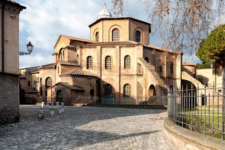 Ravenna Scavenger Hunt: Self-Guided Mosaic City Walking Tour photo 5