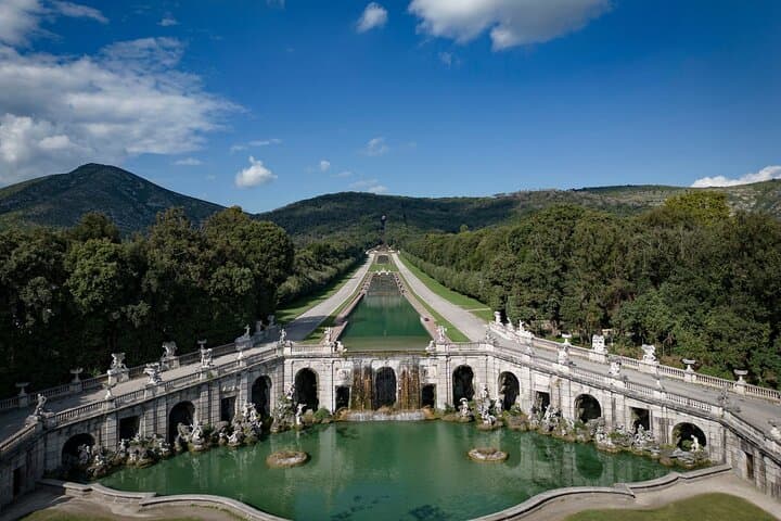 Private Tour to the Royal Palace of Caserta with Pizza Lunch & Local Shopping photo 2