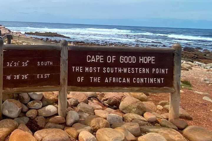 Cape Peninsula Day Tour: Bo-Kaap, Seal Island, Boulders Penguins & Cape Point photo 3