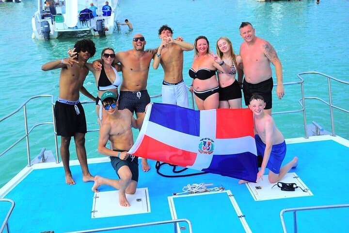 Punta Cana Private Catamaran Party with Dominican Food & Snorkel photo 6