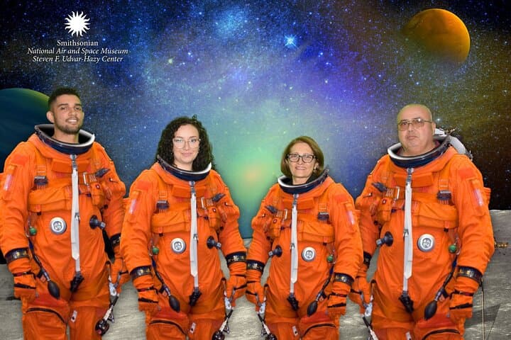 Udvar-Hazy Center Shuttle: Roundtrip Transportation from Washington, D.C. photo 3