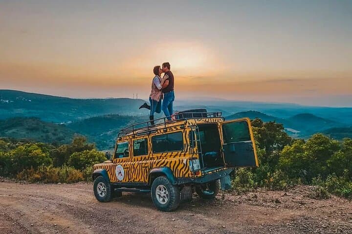 Algarve Sunset Safari: Countryside Drive, Cork Forest & Traditional Dinner
