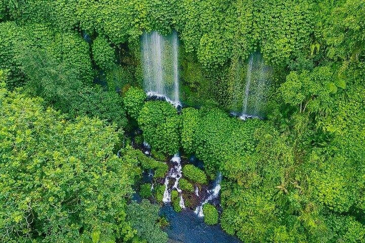 Lombok Day Trip: Suranadi Temple & Benang Kelambu Waterfalls — Hike, Swim, and Cultural Cleansing