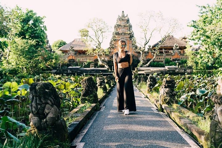 3-Day Bali: Temples, Beaches & Waterfalls — Ubud to Uluwatu Highlights photo 5