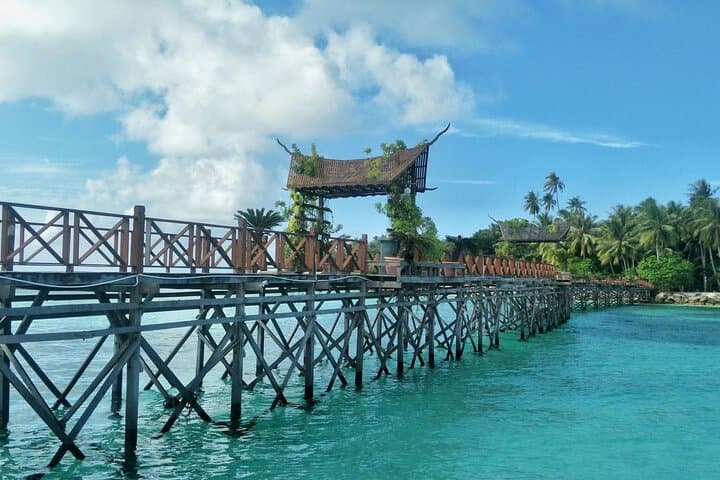 Semporna Mabul & Kapalai Snorkel Day Trip with Lunch — Explore House Reefs and Water Villages photo 6
