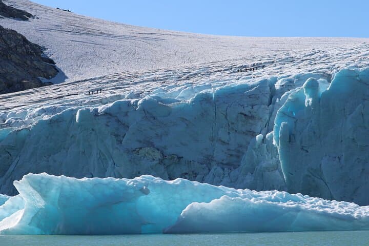 Glacier Half-Day Tour on Stygge: Boat to Austdalsbreen for a Family-Friendly Glacier Walk photo 5