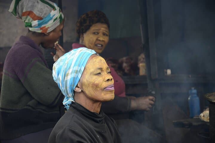 Cycling Cape Town Townships: 3-Hour Cultural Bike Tour photo 2