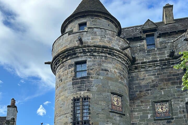 Outlander Filming Locations Private Tour from Edinburgh — Midhope, Doune & Blackness photo 5