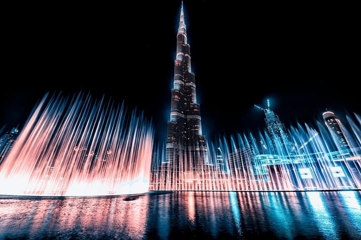 Full-Day Private Chauffeur in Dubai — Luxury Transport and Local Insight