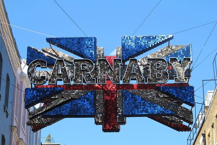 Walk Taylor Swift's London Boy: Piccadilly, Soho & Chinatown Tour photo 3
