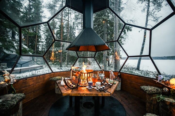 Glass Igloo Campfire Dinner Under the Northern Lights Near Rovaniemi photo 4